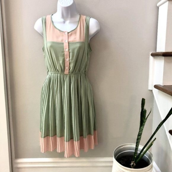 Ya Los Angeles sleeveless peach and green button pleated flare dress size S - Picture 1 of 9
